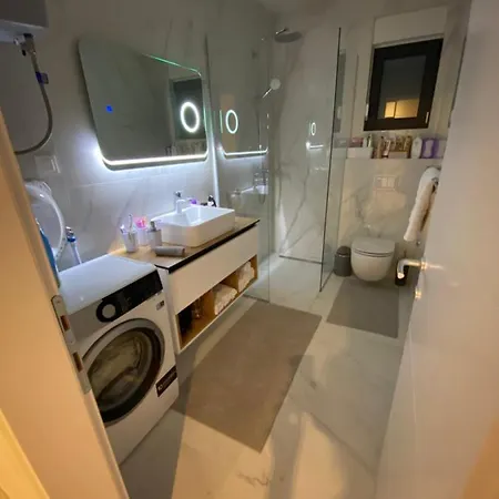 Luxus Betty Apartment Trogir